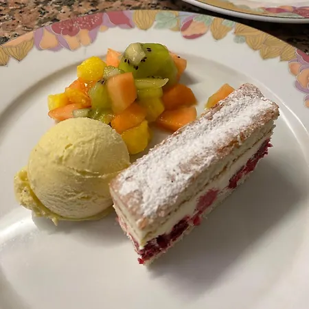 Pensjonat D'hotes Des Cascades St-nicolas 3*