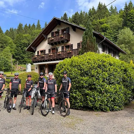 Pensjonat D'hotes Des Cascades St-nicolas 3*